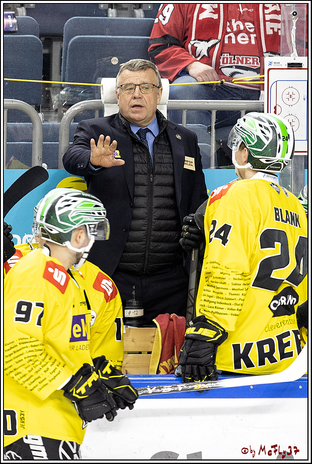 PENNY DEL;  Koelner Haie - Krefeld Pinguine; Koeln, 08.03.2022